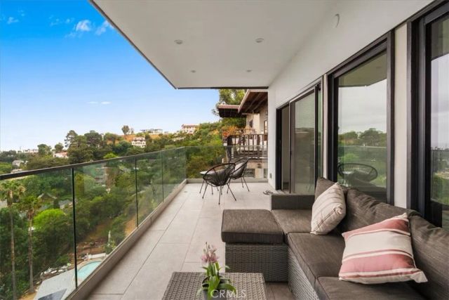 8960 Crescent, Los Angeles, CA 90046