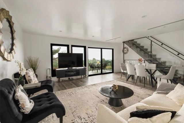 8960 Crescent, Los Angeles, CA 90046