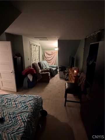 14 Coventry Avenue, Whitestown, NY 13495