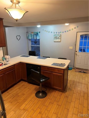 14 Coventry Avenue, Whitestown, NY 13495