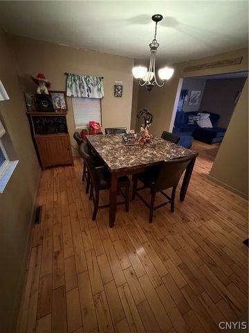 14 Coventry Avenue, Whitestown, NY 13495