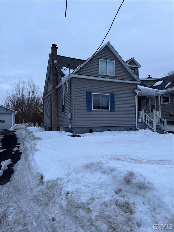 14 Coventry Avenue, Whitestown, NY 13495