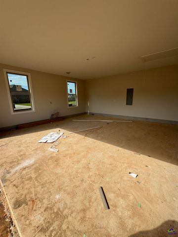 104 Hunt's Landing Drive, Kathleen, GA 31047