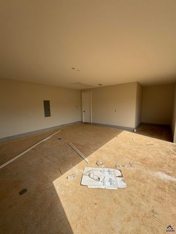 104 Hunt's Landing Drive, Kathleen, GA 31047