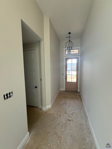 104 Hunt's Landing Drive, Kathleen, GA 31047