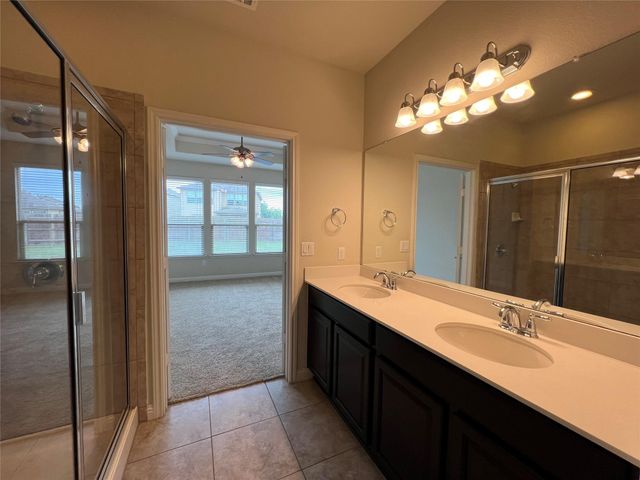 1325 Meadowsouth LN, Austin, TX 78748