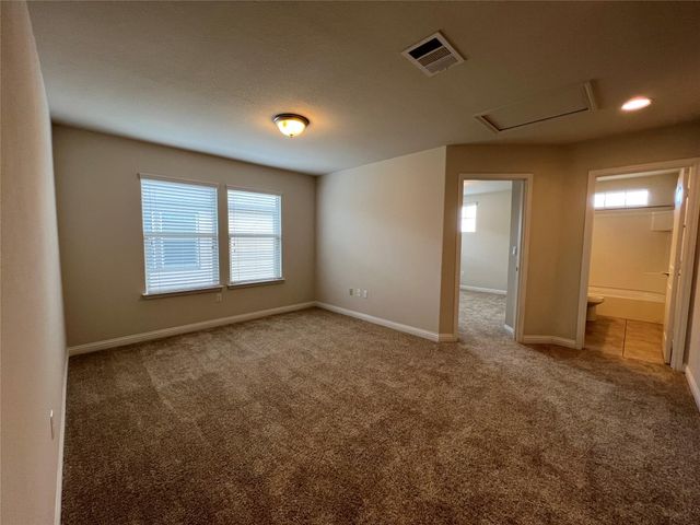 1325 Meadowsouth LN, Austin, TX 78748