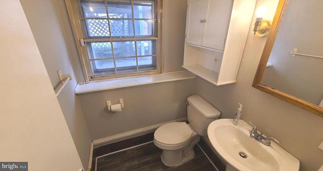 26 ALWYN RD, Newark, DE 19713