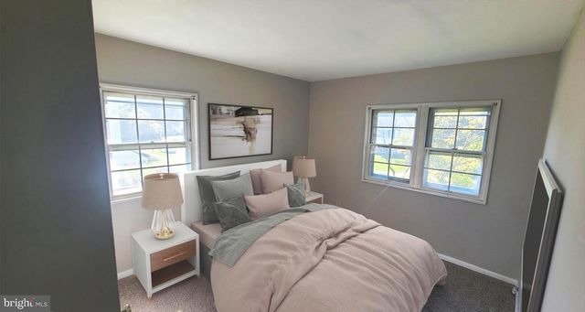 26 ALWYN RD, Newark, DE 19713