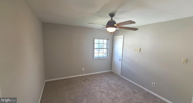 26 ALWYN RD, Newark, DE 19713