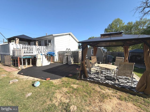 26 ALWYN RD, Newark, DE 19713