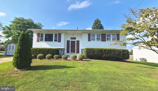 26 ALWYN RD, Newark, DE 19713