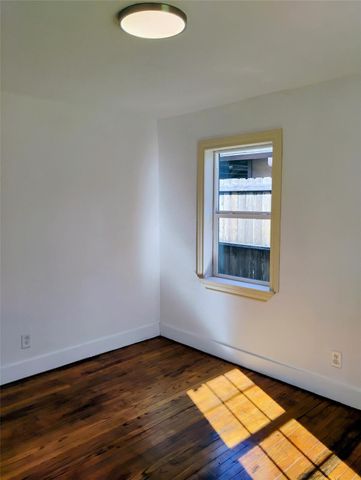 5810 Southseas Street, Houston, TX 77033