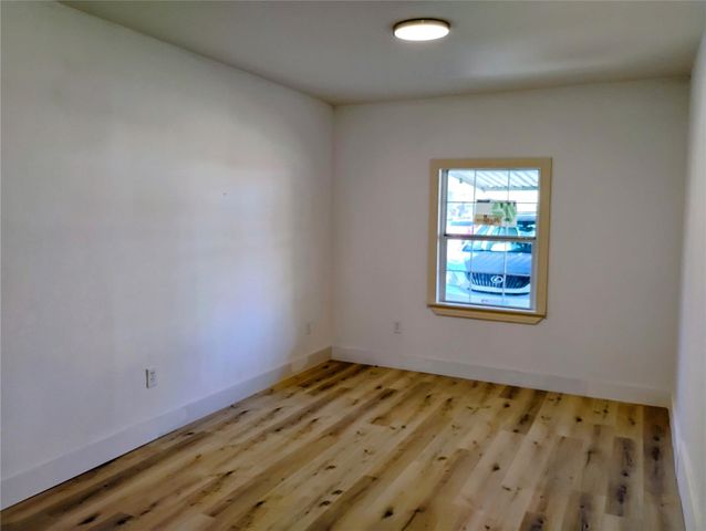5810 Southseas Street, Houston, TX 77033