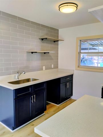 5810 Southseas Street, Houston, TX 77033