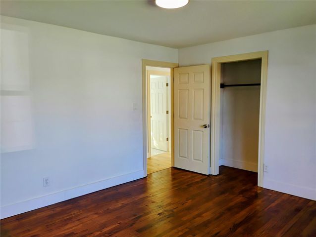 5810 Southseas Street, Houston, TX 77033