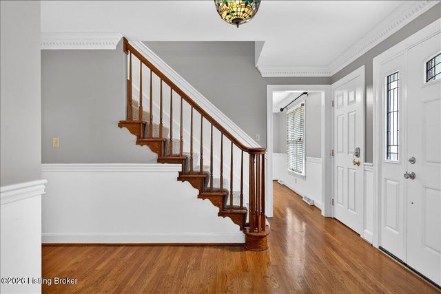 412 Lake Forest Pkwy, Louisville, KY 40245
