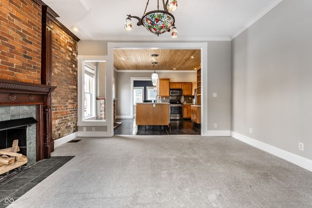 108 E 9th Street, Indianapolis, IN 46204