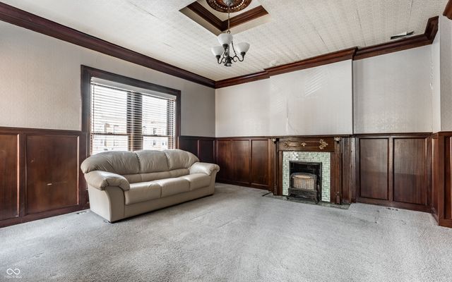 108 E 9th Street, Indianapolis, IN 46204