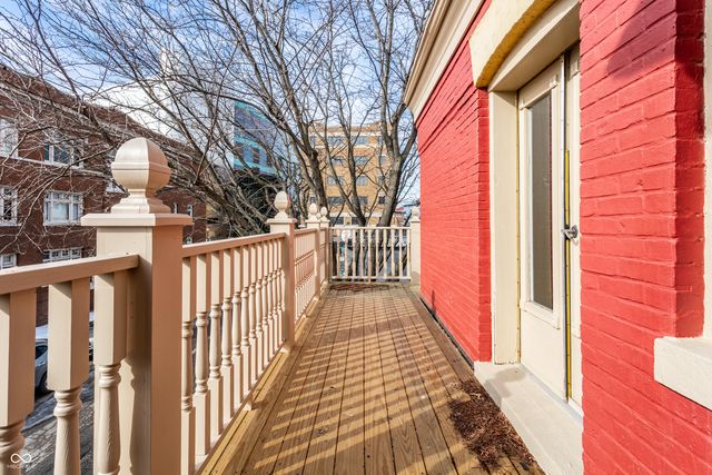 108 E 9th Street, Indianapolis, IN 46204