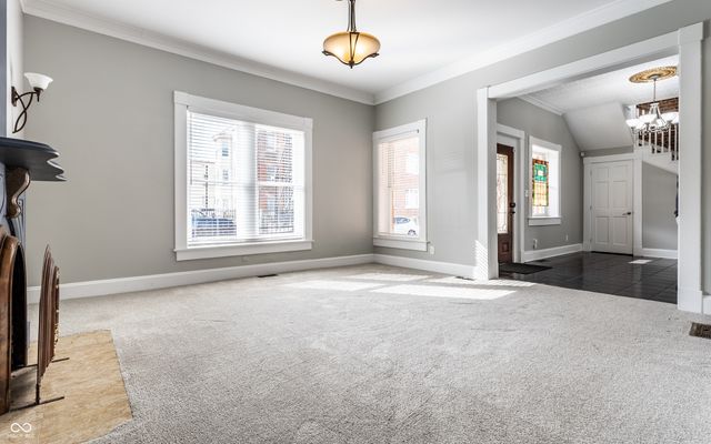 108 E 9th Street, Indianapolis, IN 46204