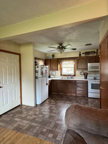 99 North Vernon Avenue, Newark, OH 43055