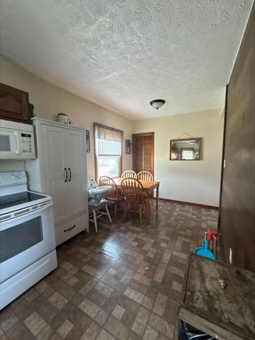99 North Vernon Avenue, Newark, OH 43055