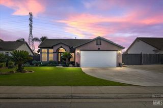 7201 Rhone Drive, Bakersfield, CA 93308