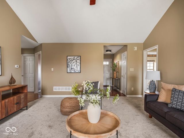 11842 Halle Drive, Indianapolis, IN 46229