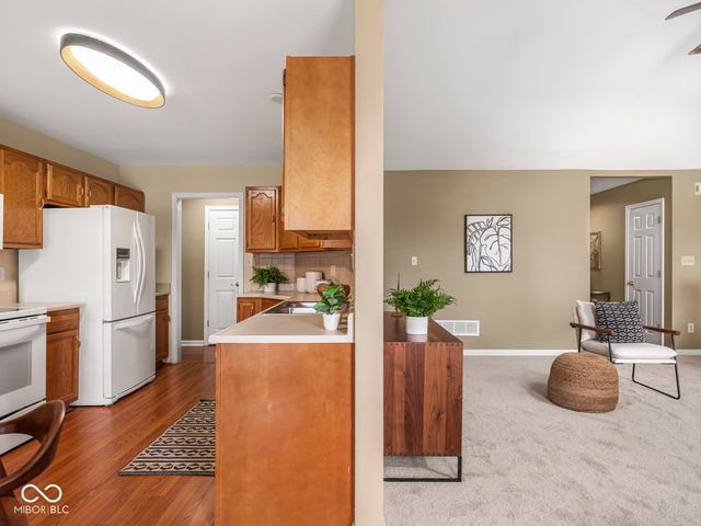 11842 Halle Drive, Indianapolis, IN 46229