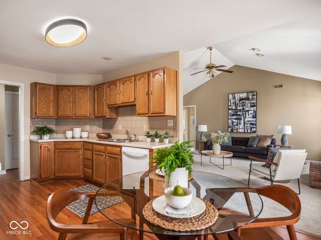 11842 Halle Drive, Indianapolis, IN 46229