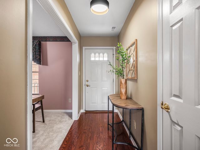 11842 Halle Drive, Indianapolis, IN 46229