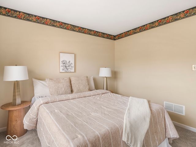 11842 Halle Drive, Indianapolis, IN 46229