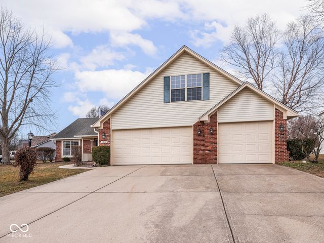 11842 Halle Drive, Indianapolis, IN 46229