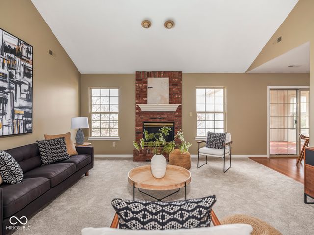 11842 Halle Drive, Indianapolis, IN 46229