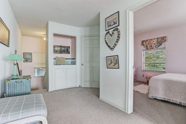 308 Bay Avenue, Kemah, TX 77565