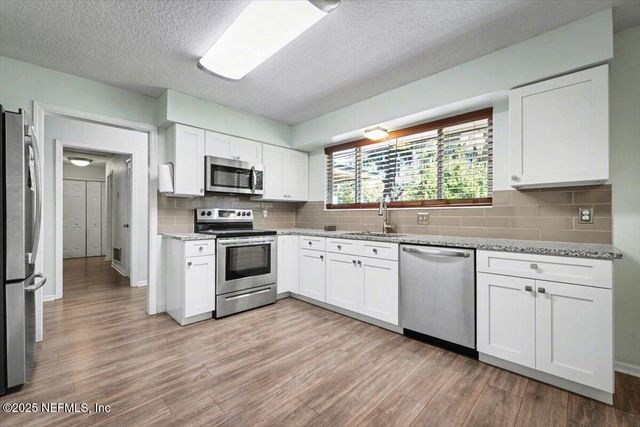 2349 MOODY Avenue, Orange Park, FL 32073