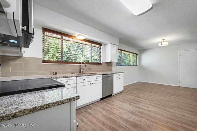 2349 MOODY Avenue, Orange Park, FL 32073