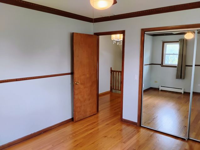 904 S Edward Street, Mount Prospect, IL 60056