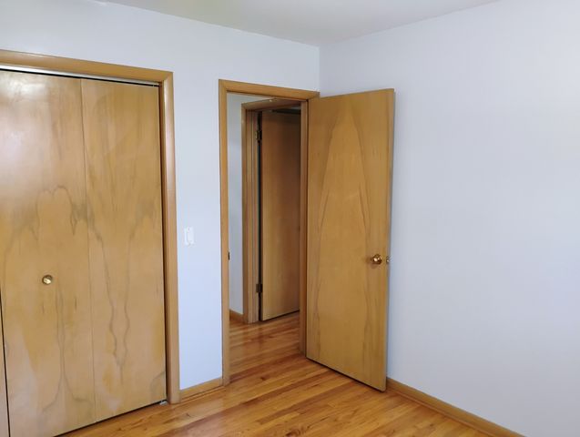 904 S Edward Street, Mount Prospect, IL 60056