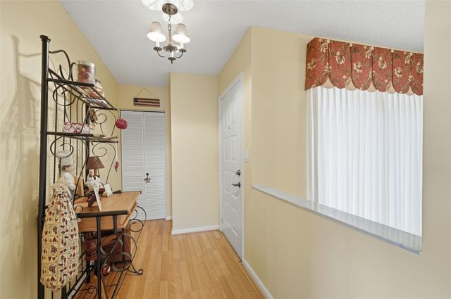 7555 Fairfax Drive 214, Tamarac, FL 33321