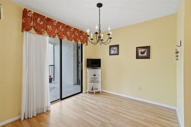 7555 Fairfax Drive 214, Tamarac, FL 33321