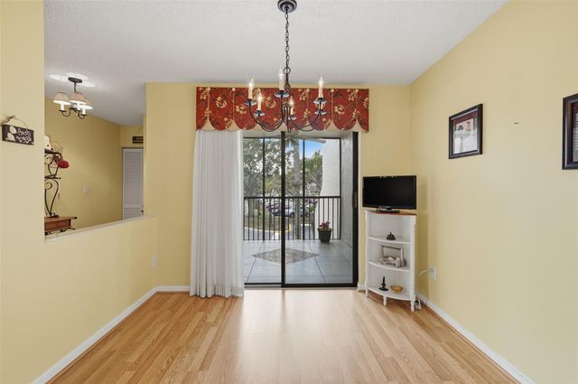 7555 Fairfax Drive 214, Tamarac, FL 33321