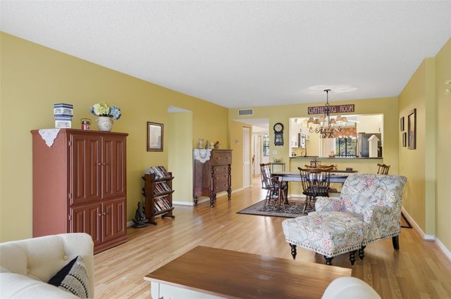 7555 Fairfax Drive 214, Tamarac, FL 33321