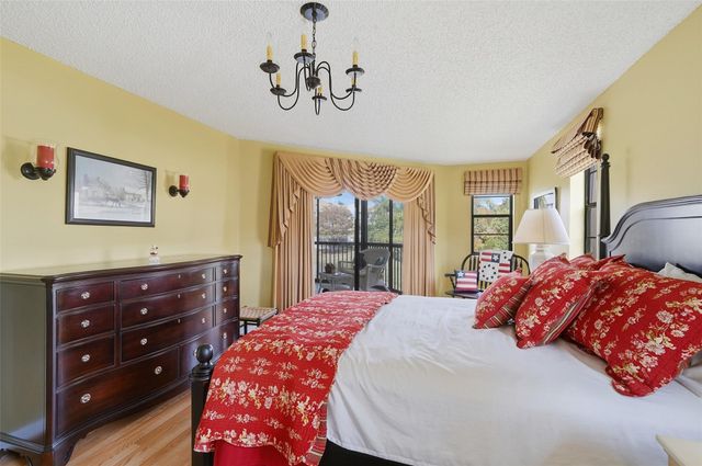 7555 Fairfax Drive 214, Tamarac, FL 33321