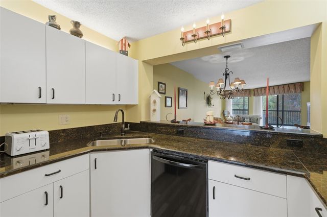 7555 Fairfax Drive 214, Tamarac, FL 33321