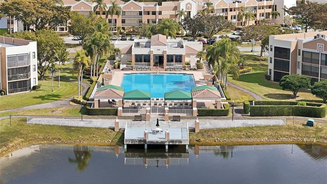 7555 Fairfax Drive 214, Tamarac, FL 33321