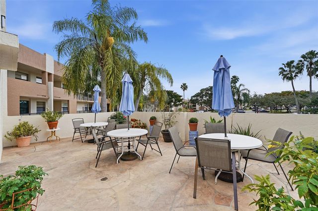 7555 Fairfax Drive 214, Tamarac, FL 33321