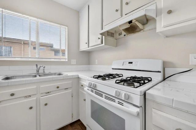 3837 39Th Street, San Diego, CA 92105