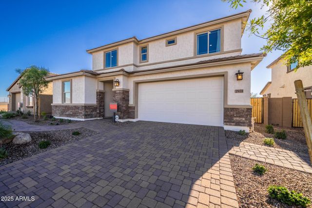 7921 E RALEIGH Avenue, Mesa, AZ 85212